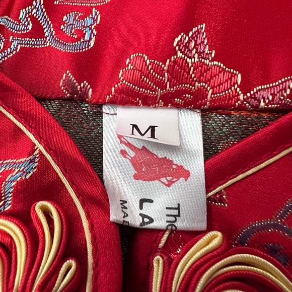 Elegant Red Floral Cheongsam Dress - Picture 5 of 15